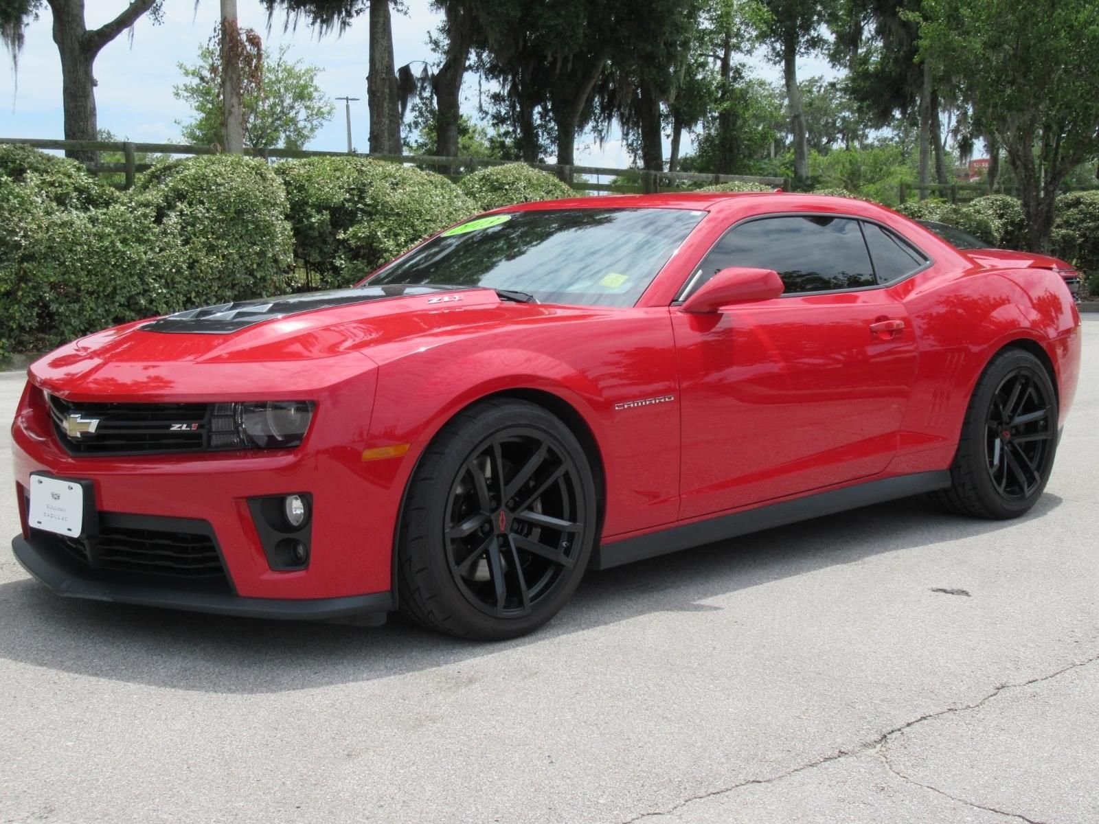 Used 2013 Red Chevrolet ZL1 image 3