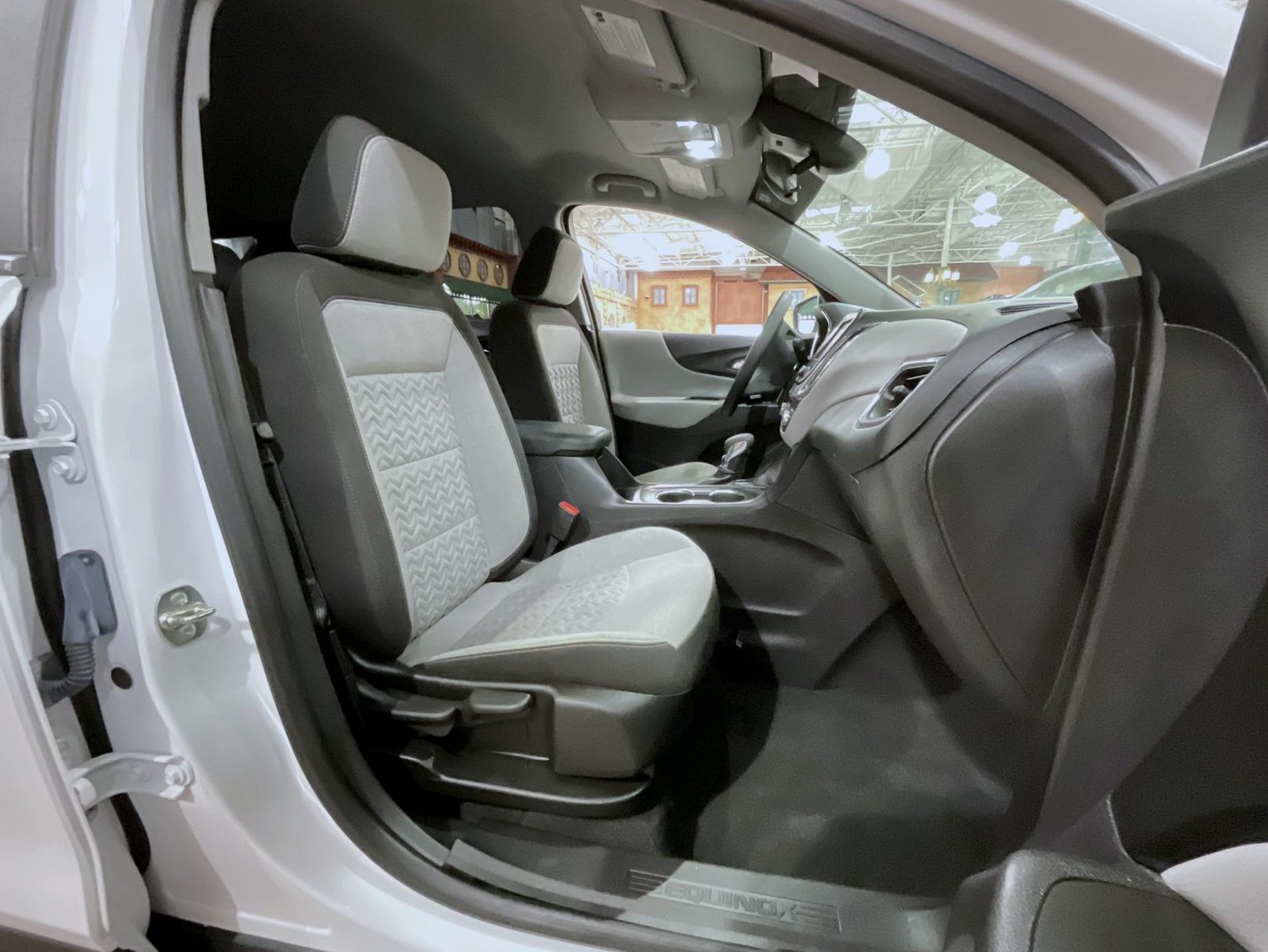 2024 Chevrolet Equinox LS - Photo 15