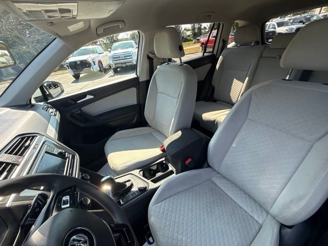 Used 2021 Pure White Volkswagen 2.0T S image 14