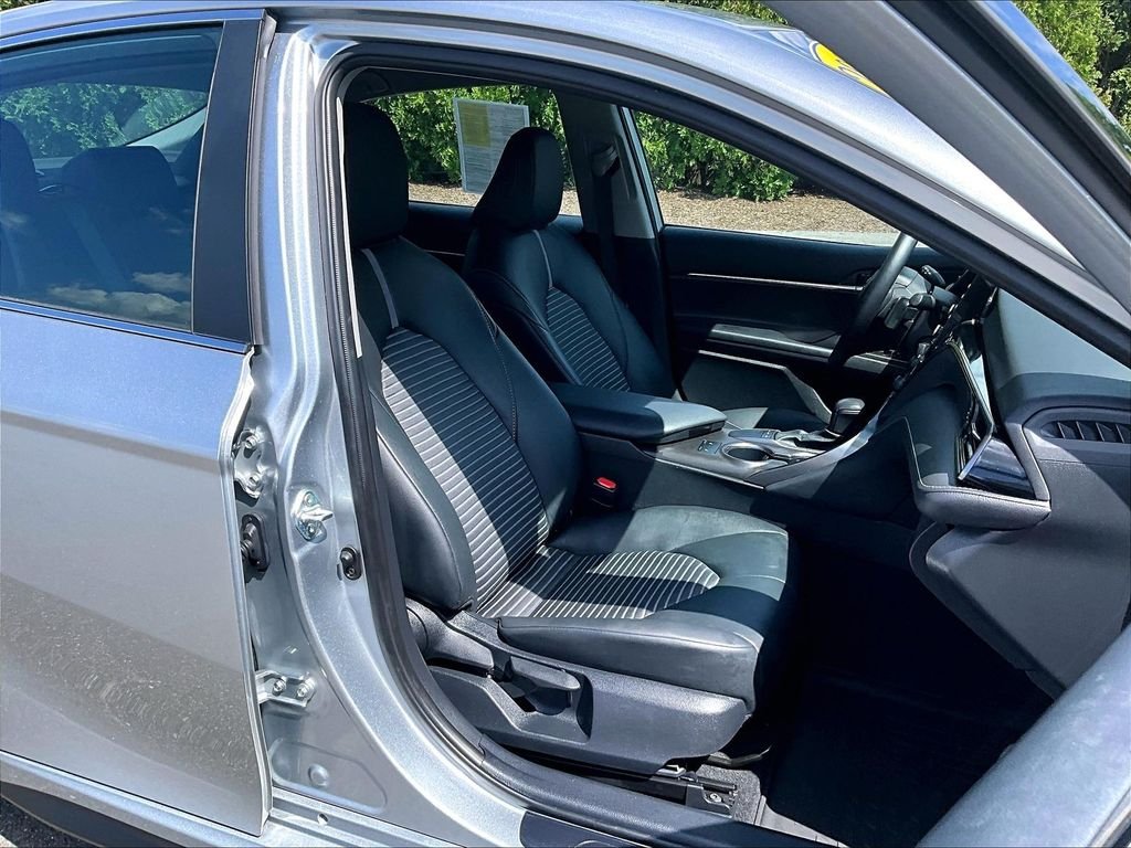 Used 2024 Silver Toyota SE image 11