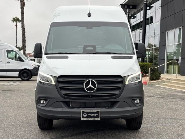 New 2026 White Mercedes-Benz  image 27