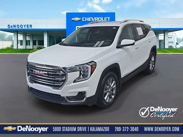 2023 GMC Terrain SLT AWD's photo