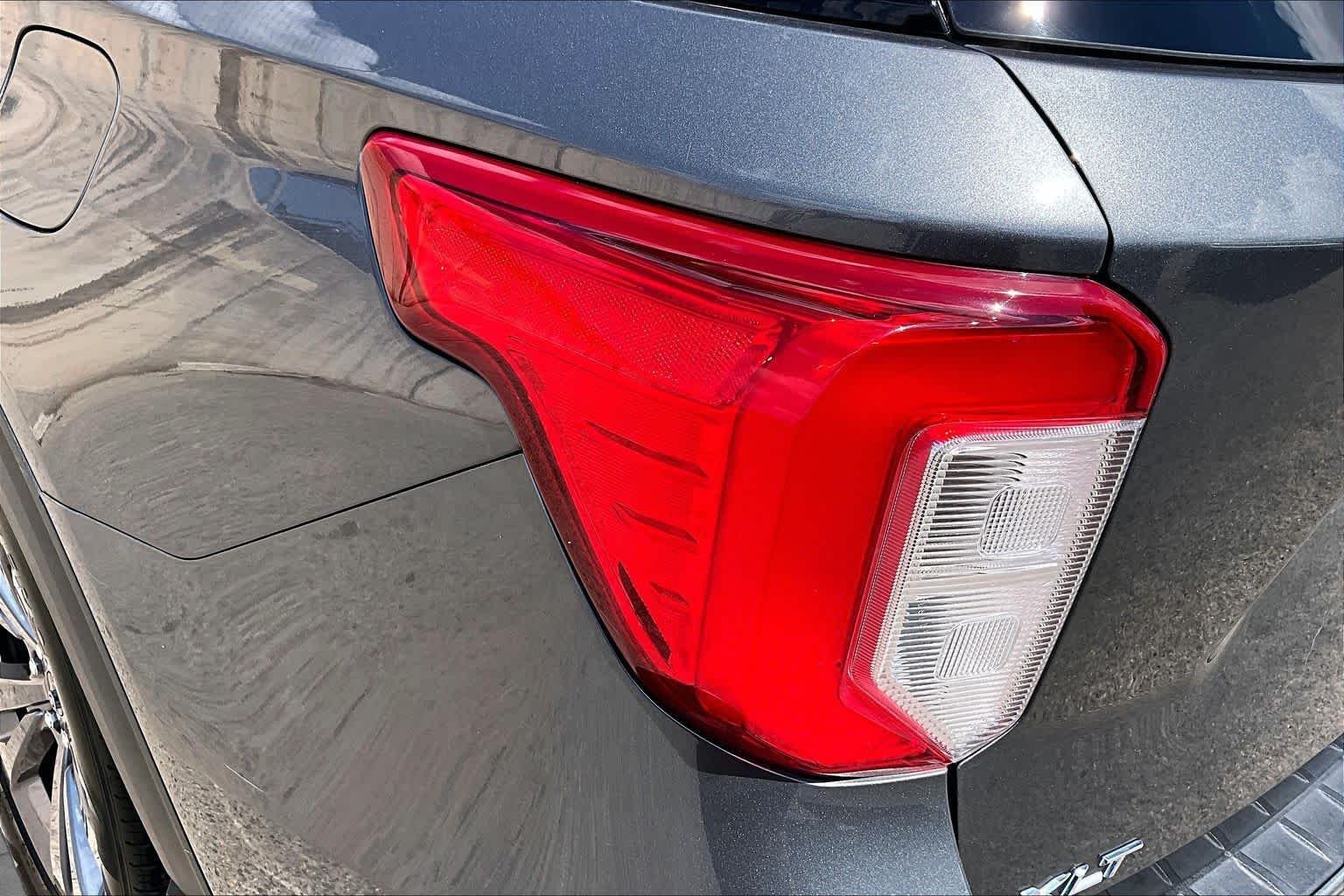 Certified Used 2023 Carbonized Gray Ford XLT image 28