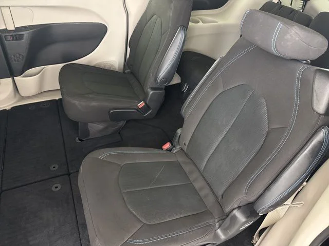 Used 2021 Gray Chrysler Touring image 29
