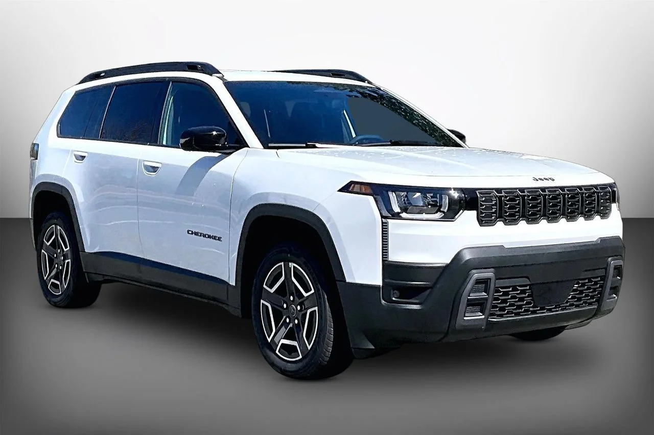 New 2026 Bright White Clearcoat Jeep Laredo image 2