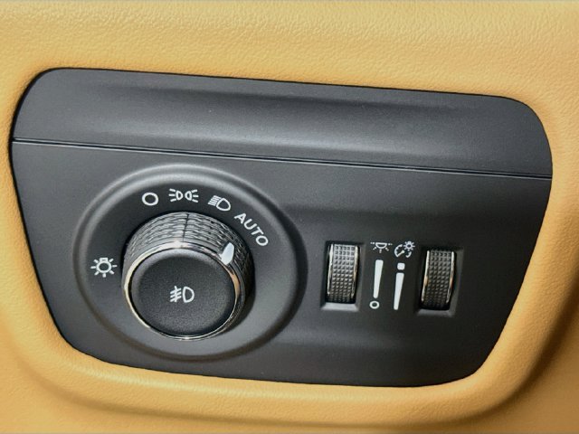New 2027 Steel Blue Paint Jeep Summit image 10