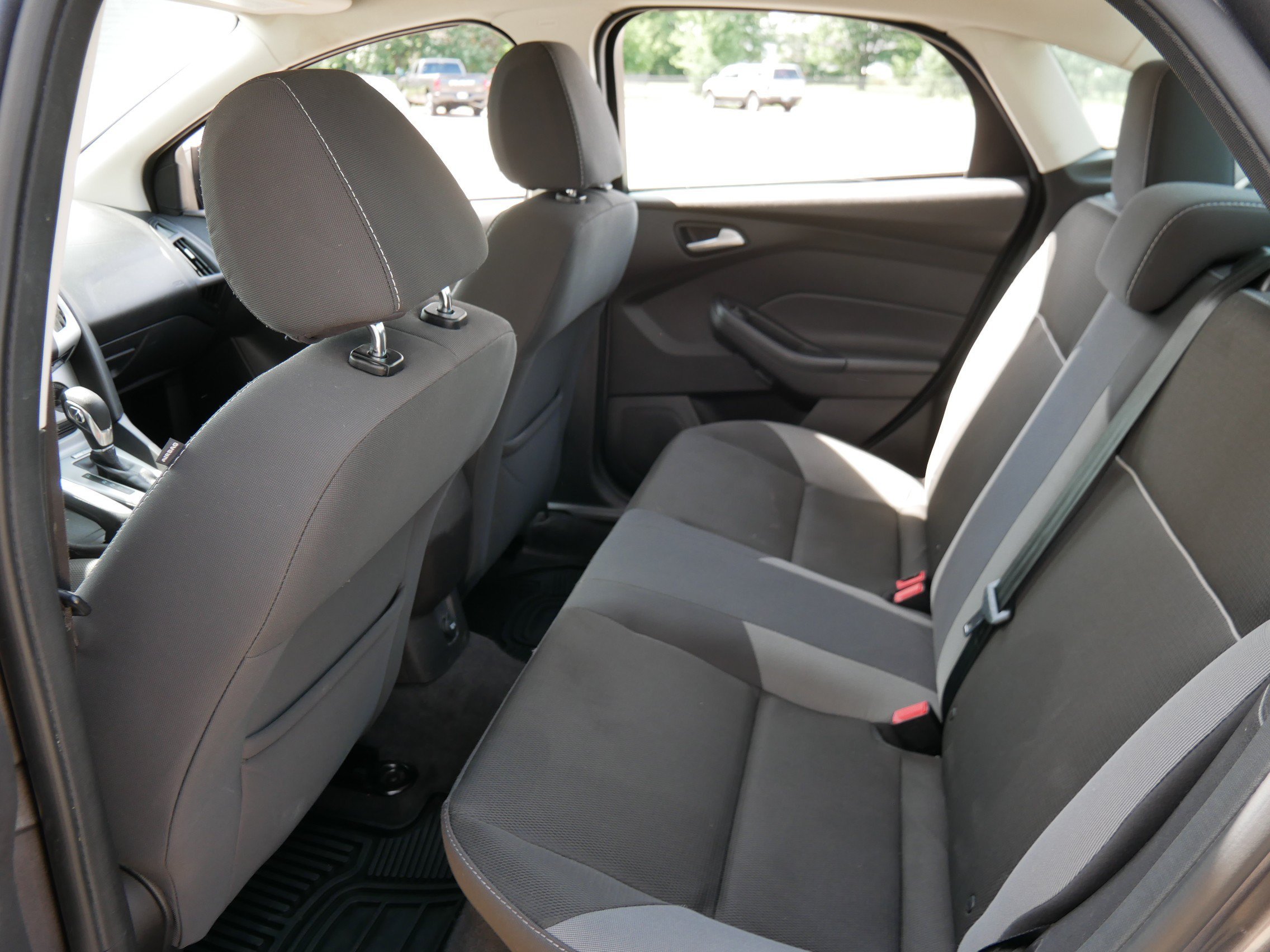 Used 2013 Gray Ford SE image 11