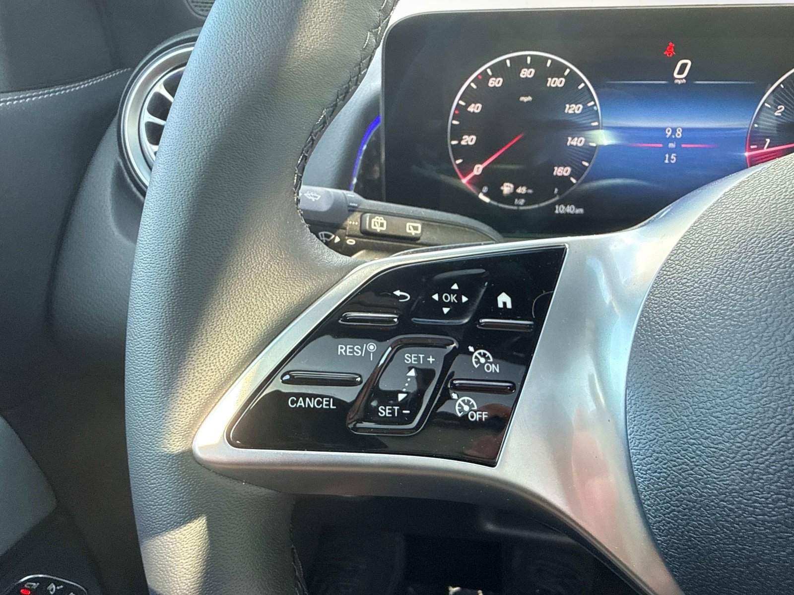 New 2026 Polar White Mercedes-Benz 250 SUV image 30