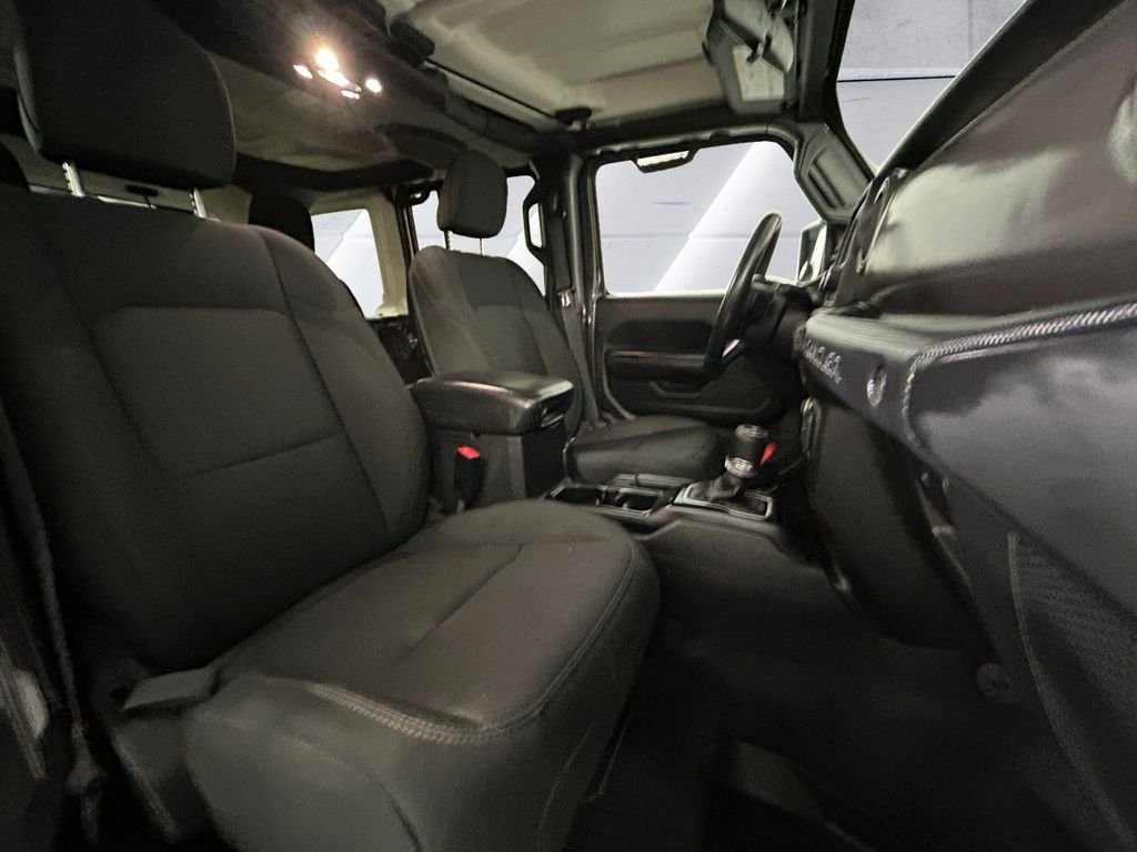 Used 2020 Gray Jeep Unlimited Sport S image 14