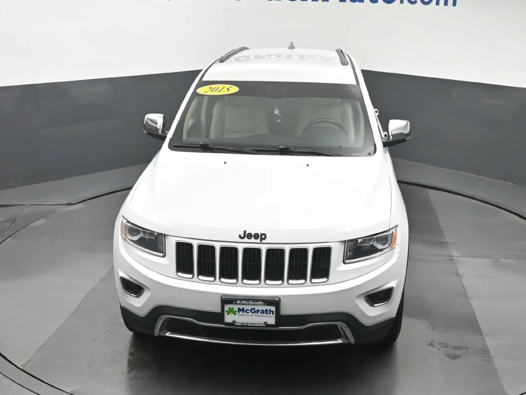 Used 2015 White Jeep Limited image 28