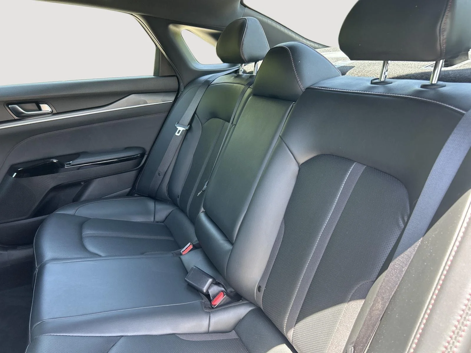 Used 2023 GRAY Kia GT image 8