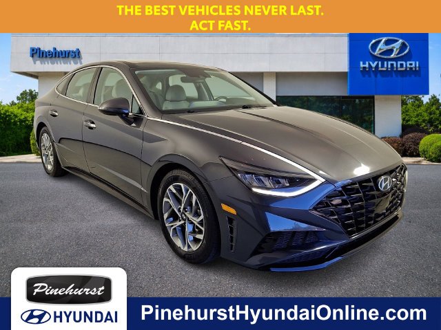 Certified Used 2021 Gray Hyundai SEL image 1