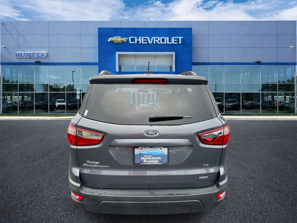 Used 2020 Smoke Metallic Ford SE image 5