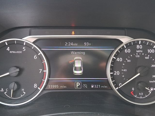 Used 2025 White Nissan SR image 18