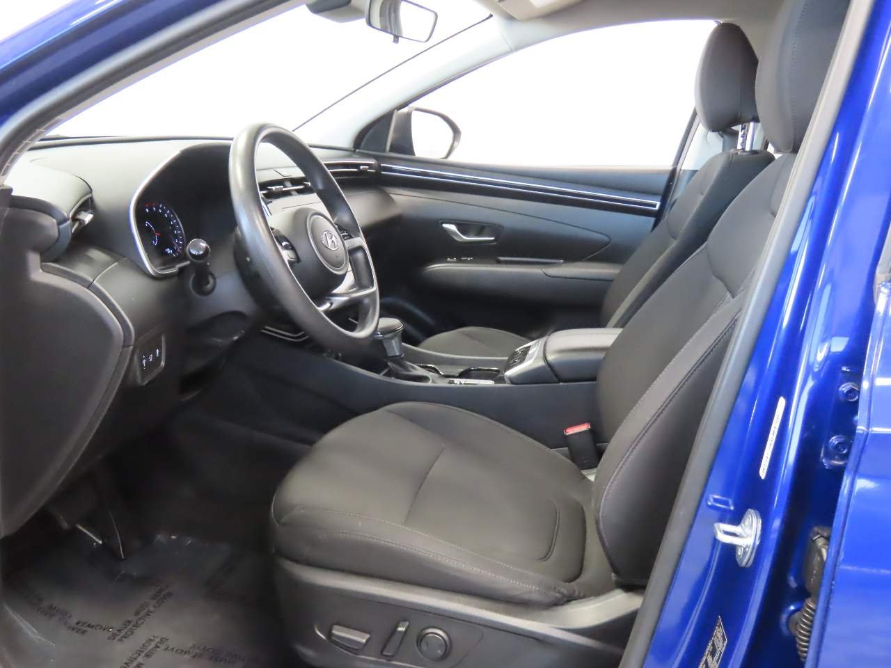 Used 2024 Intense Blue Hyundai SEL image 14
