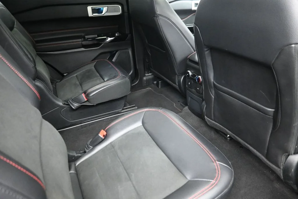 Used 2023 Black Ford ST-Line image 10