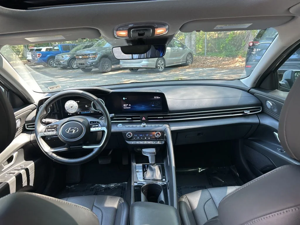 Used 2021 Gray Hyundai Limited image 27