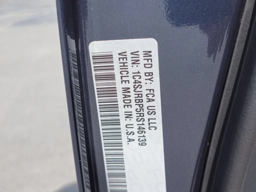 Used 2024 Gray Med Jeep Series II image 36