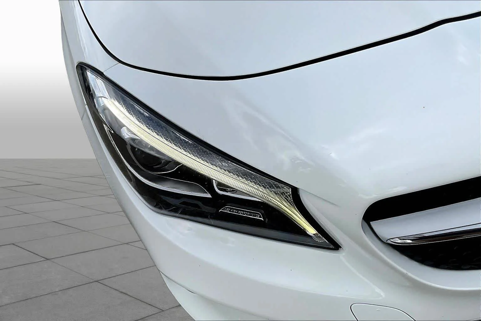 Used 2019 Polar White Mercedes-Benz CLA 250 image 27