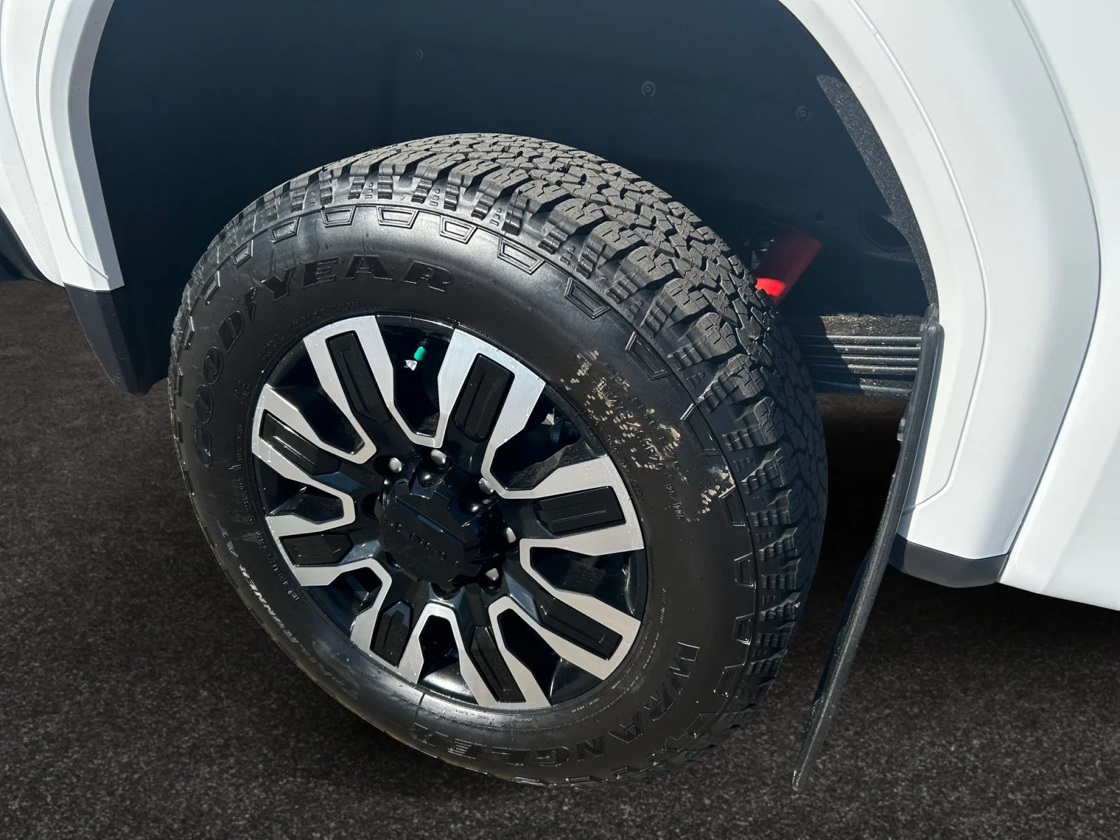 New 2026 Summit White GMC Denali Ultimate image 9