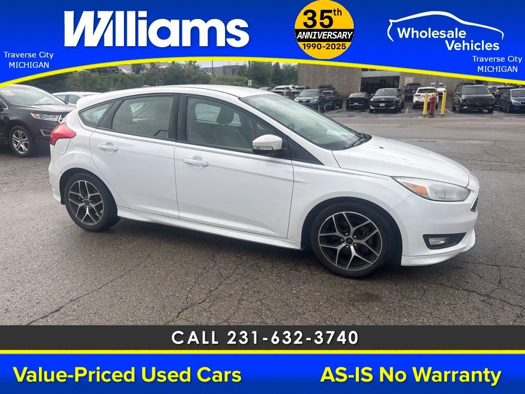 Used 2016 Oxford White Ford SE image 10