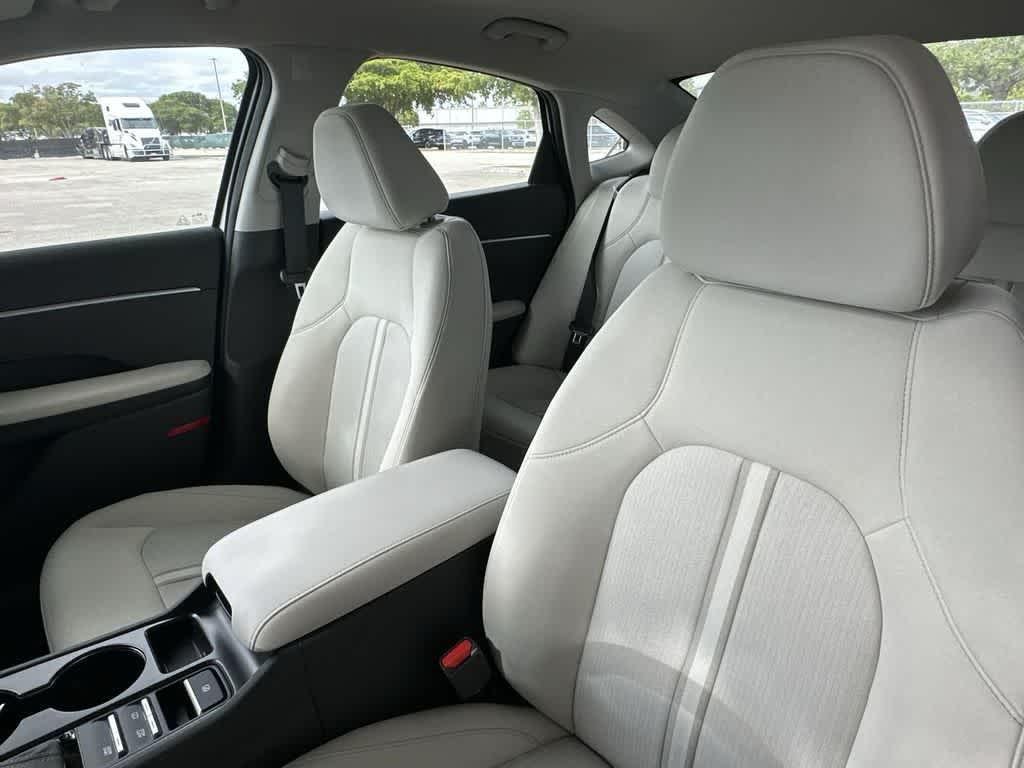 2026 Hyundai Sonata SE - Photo 14
