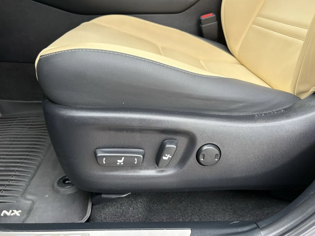 Used 2021 Gray Pearl Lexus 300 Base image 13