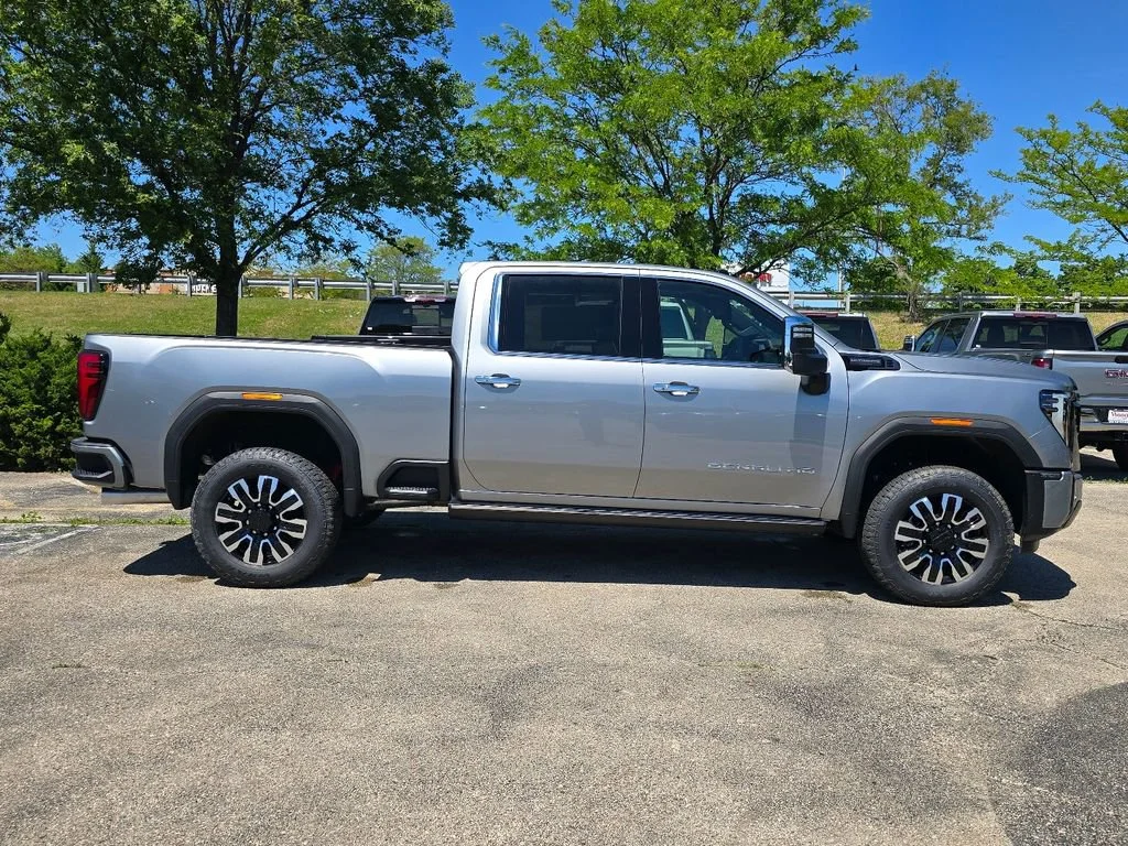 2026 GMC Sierra 2500HD Denali Ultimate - Photo 11