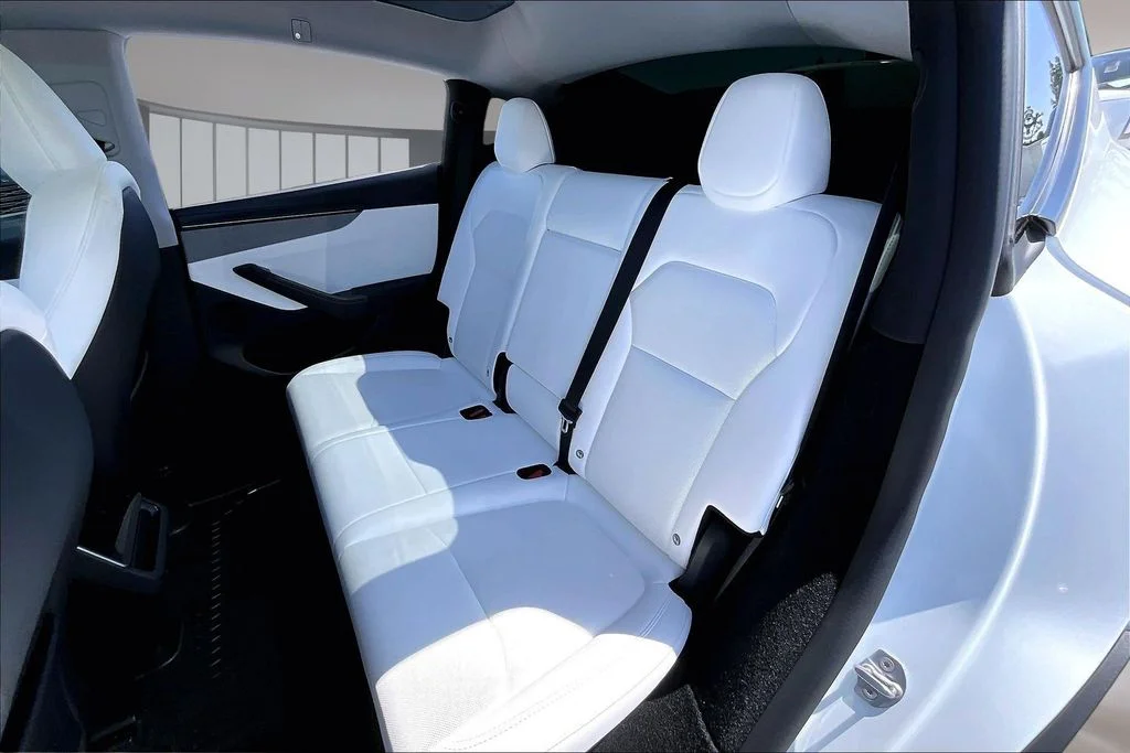 Used 2026 White Tesla Premium image 20