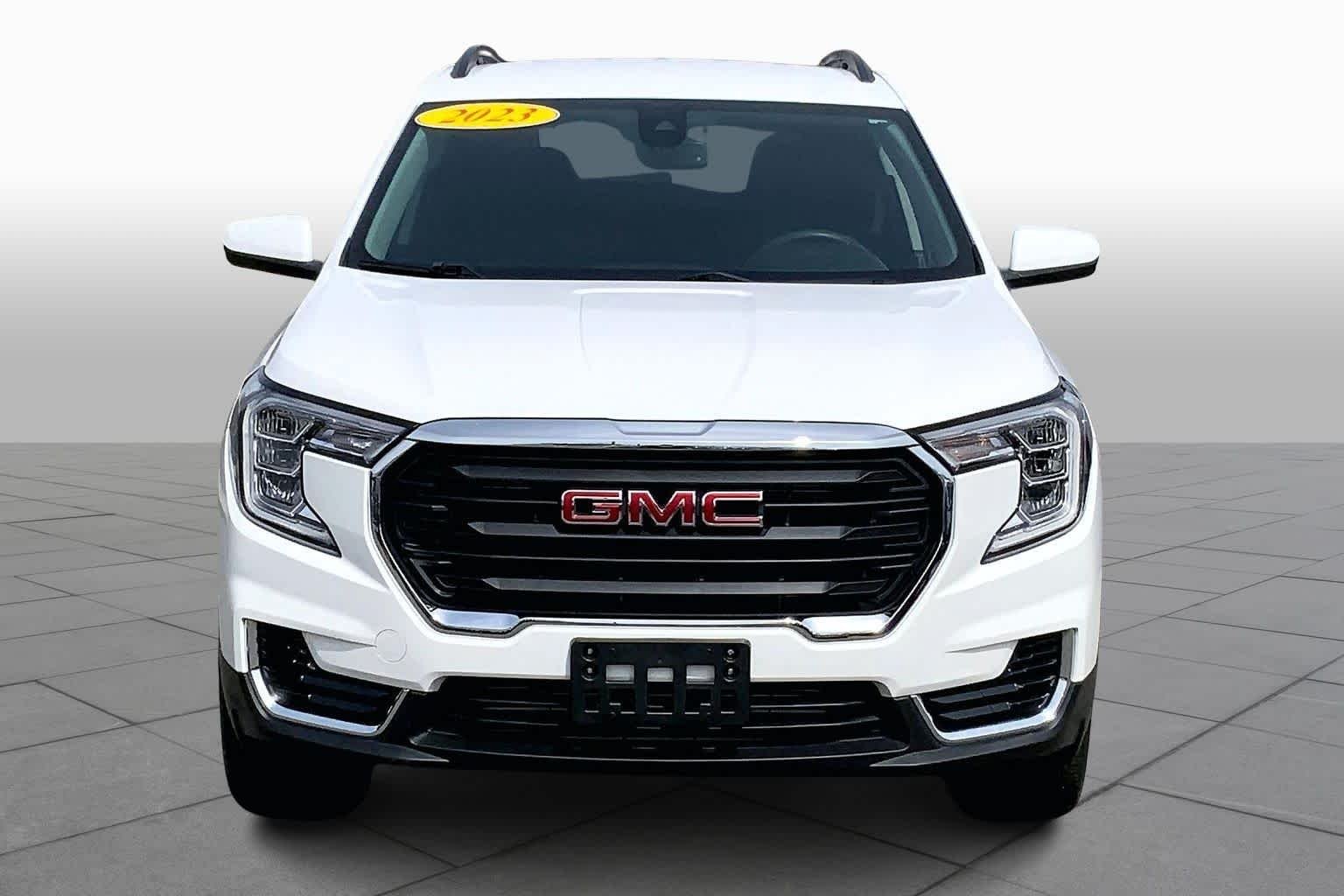 Pre-Owned 2023 GMC Terrain SLE