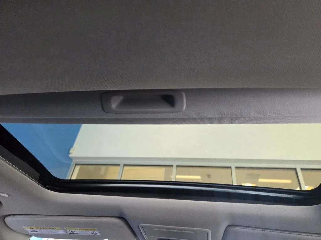 2025 Honda CR-V EX - Photo 30