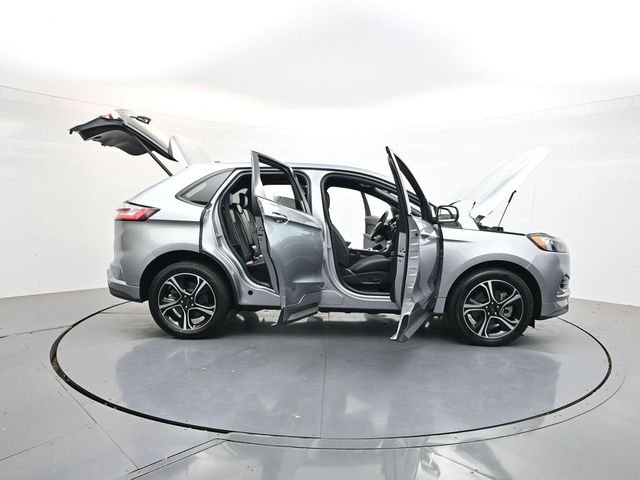 Used 2023 Silver Ford ST image 47