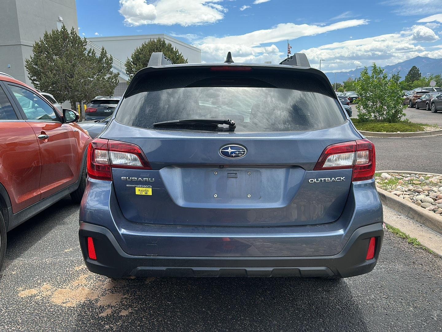 Used 2018 Twilight Blue Metallic Subaru Limited image 6