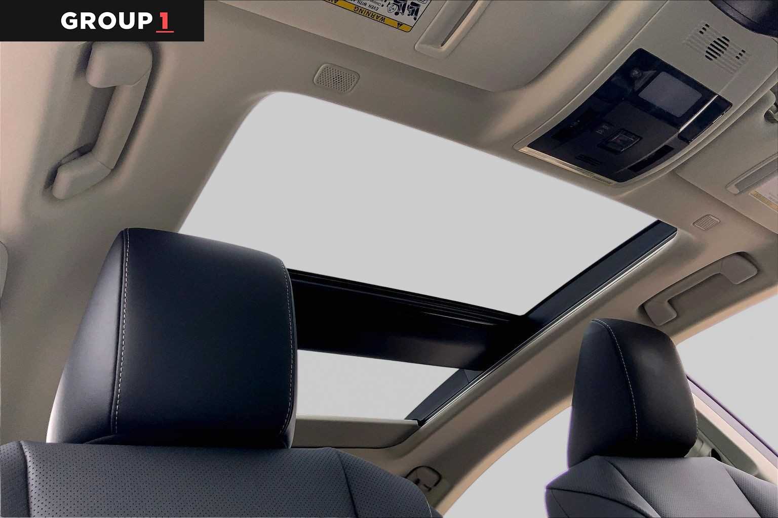 Used 2024 Iridium Lexus  image 14