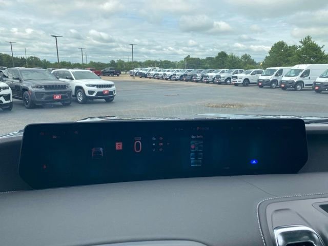 Used 2025 Stone Blue Metallic Ford Platinum image 25