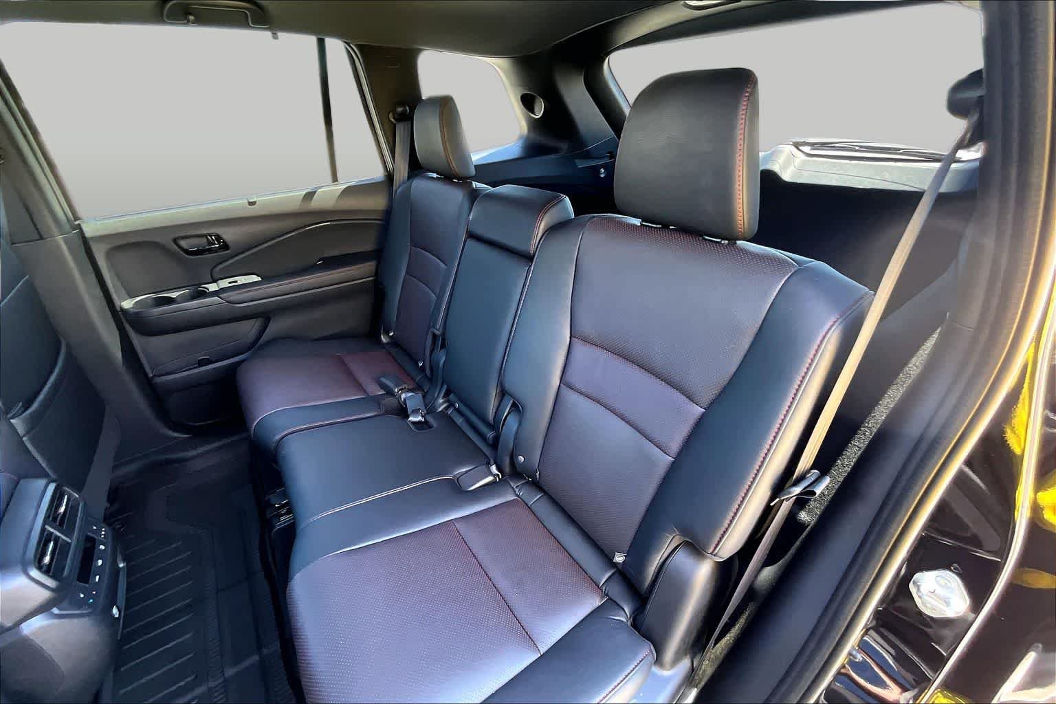 Used 2025 Crystal Black Pearl Honda Black Edition image 21