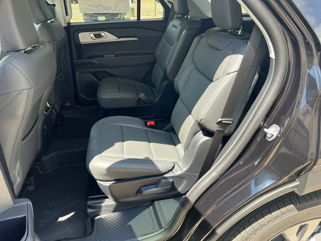 New 2026 Agate Black Metallic Ford Active image 21