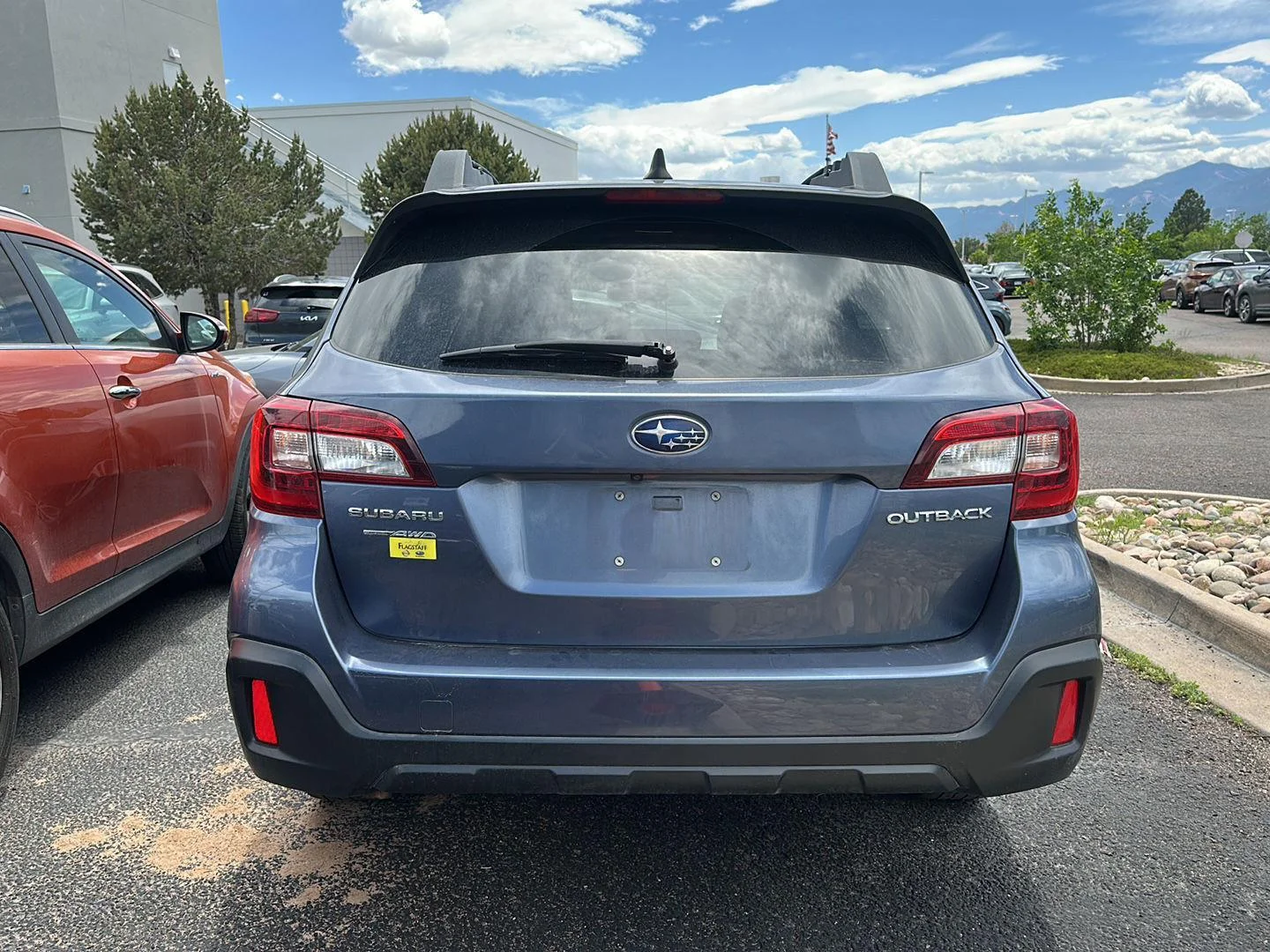 Used 2018 Twilight Blue Metallic Subaru Limited image 6