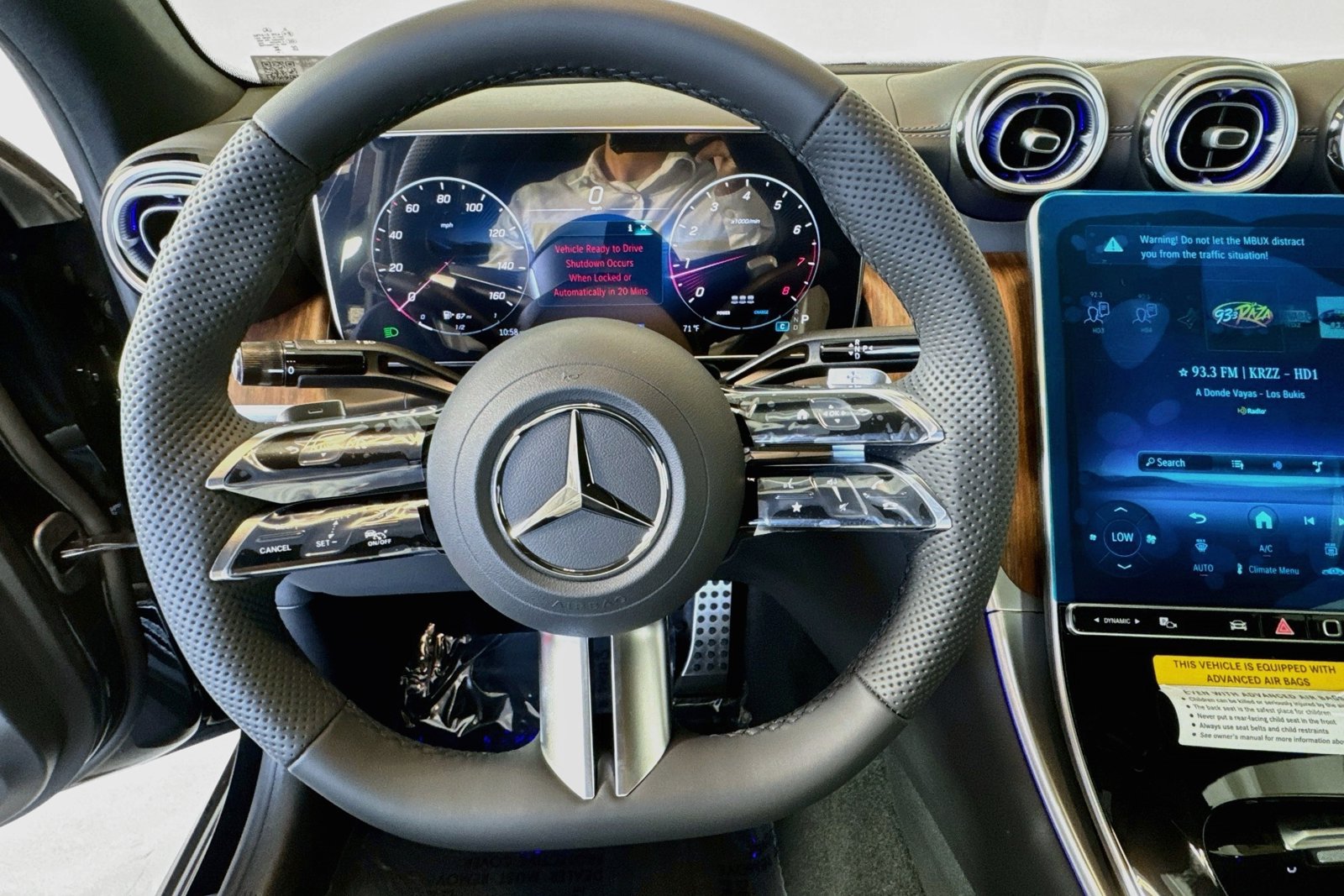 New 2027 Black Mercedes-Benz GLC 300 image 11