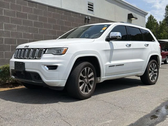 Used 2017 White Jeep Overland image 10
