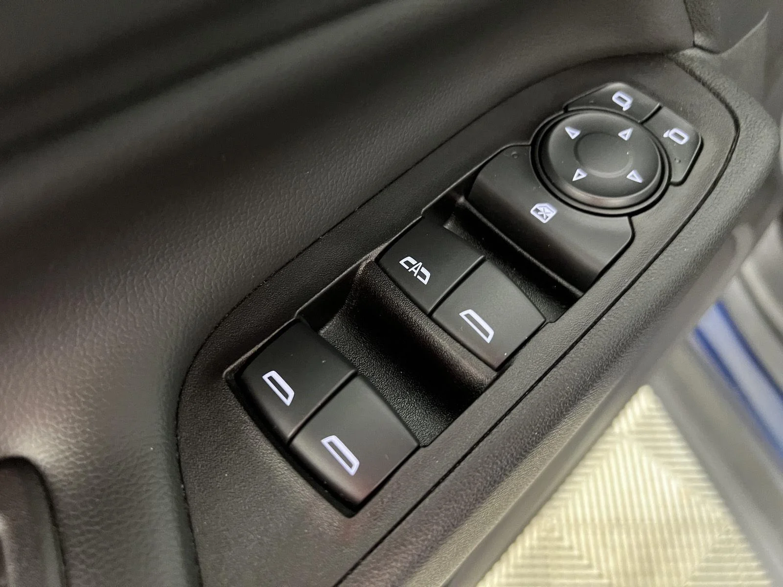 Used 2020 PACIFIC BLUE METALLIC Chevrolet LT image 16