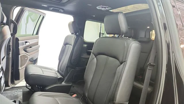 New 2026 High Gloss Black Jeep Limited Altitude image 20