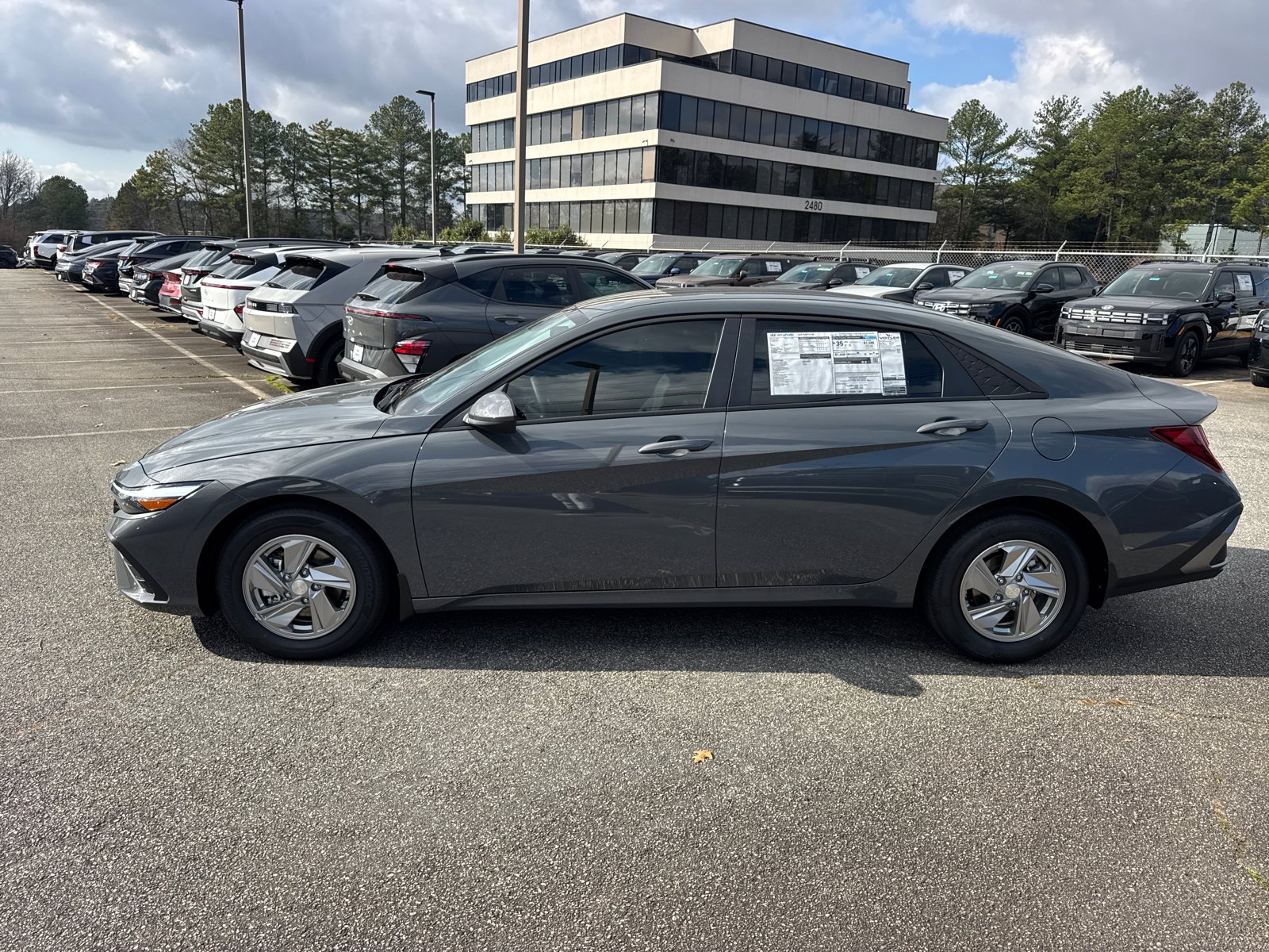 New 2026 Ecotronic Gray Hyundai SE image 4