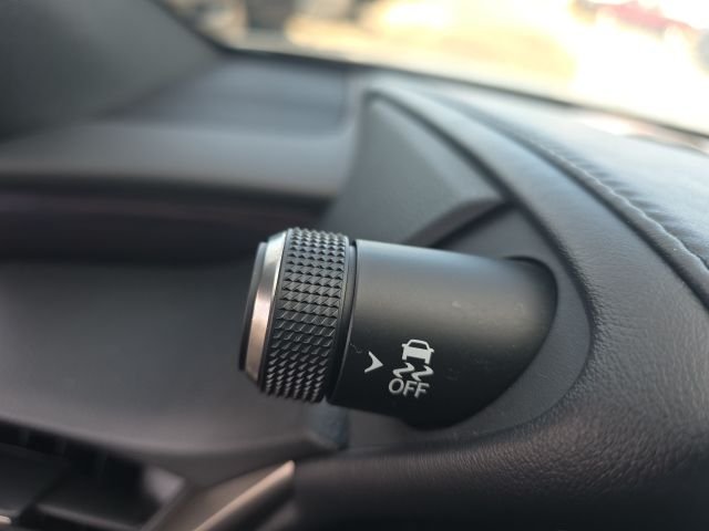 2019 Lexus ES 350 - Photo 19