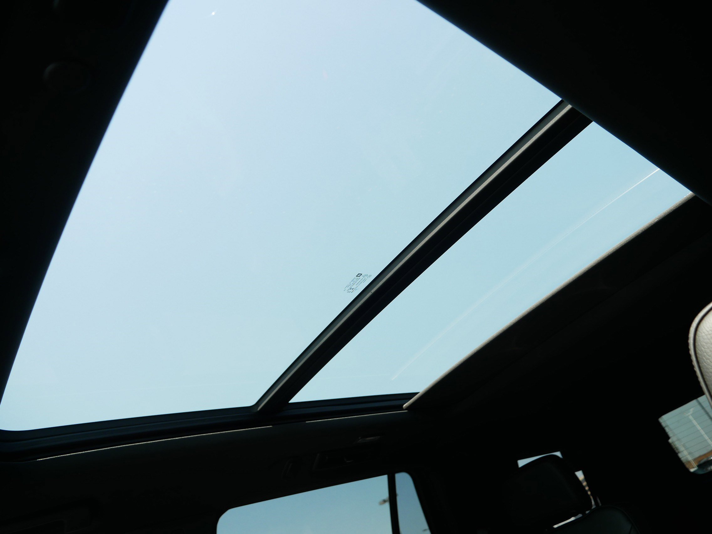 2023 GMC Yukon Denali - Photo 32