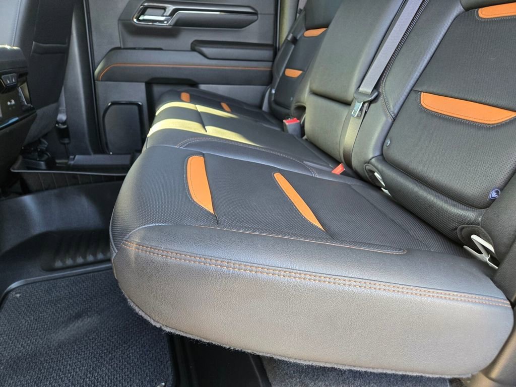 2023 GMC Sierra 1500 AT4 - Photo 11