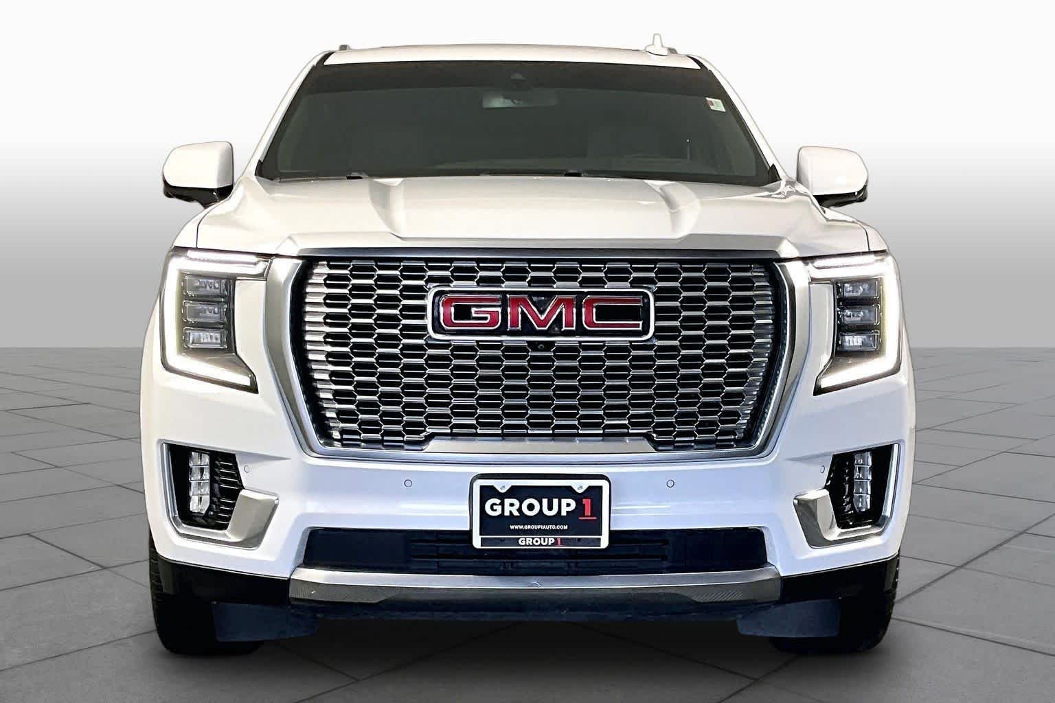 Used 2022 Summit White GMC Denali image 4