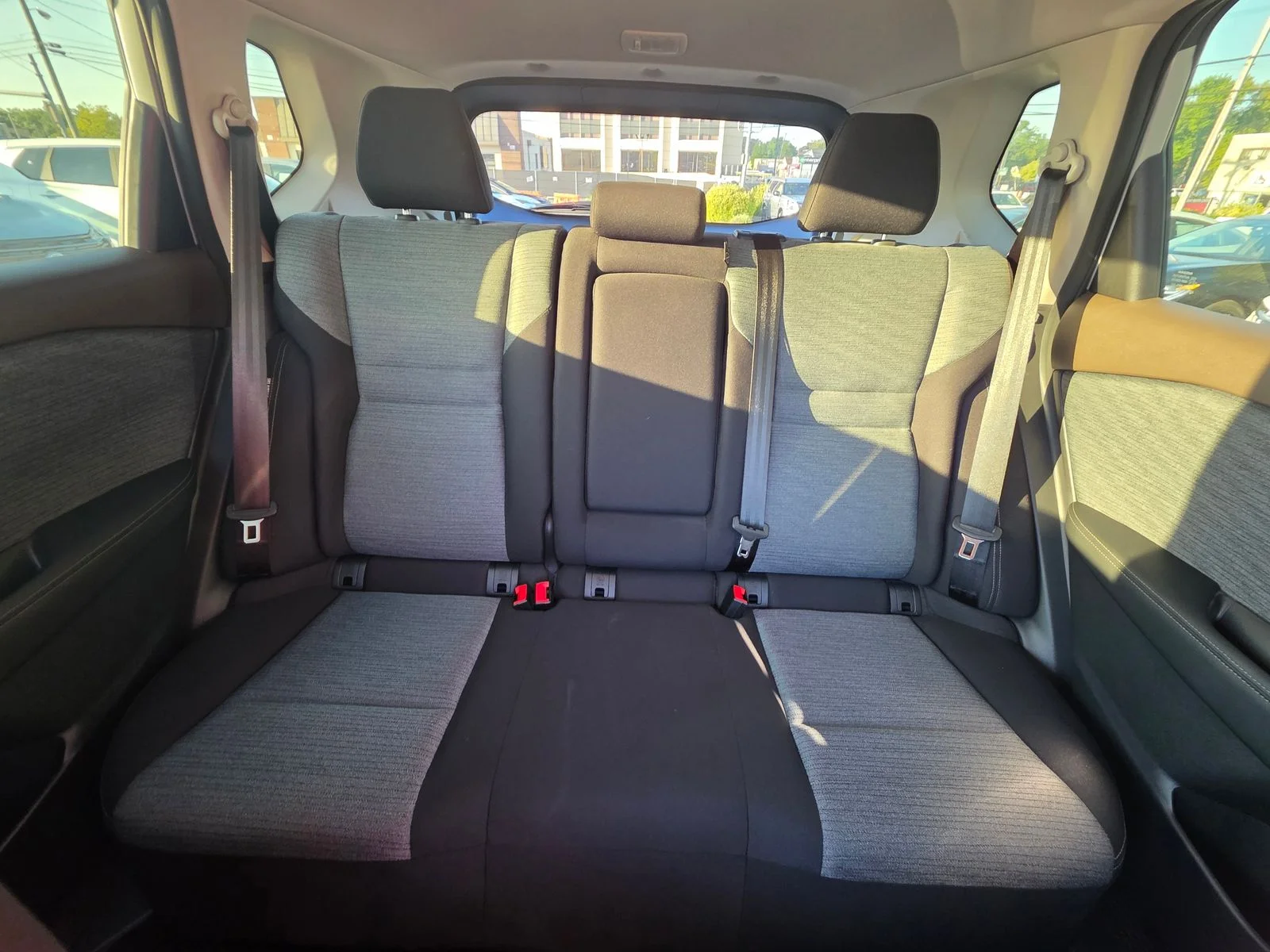 Used 2023 Silver Nissan SV image 30