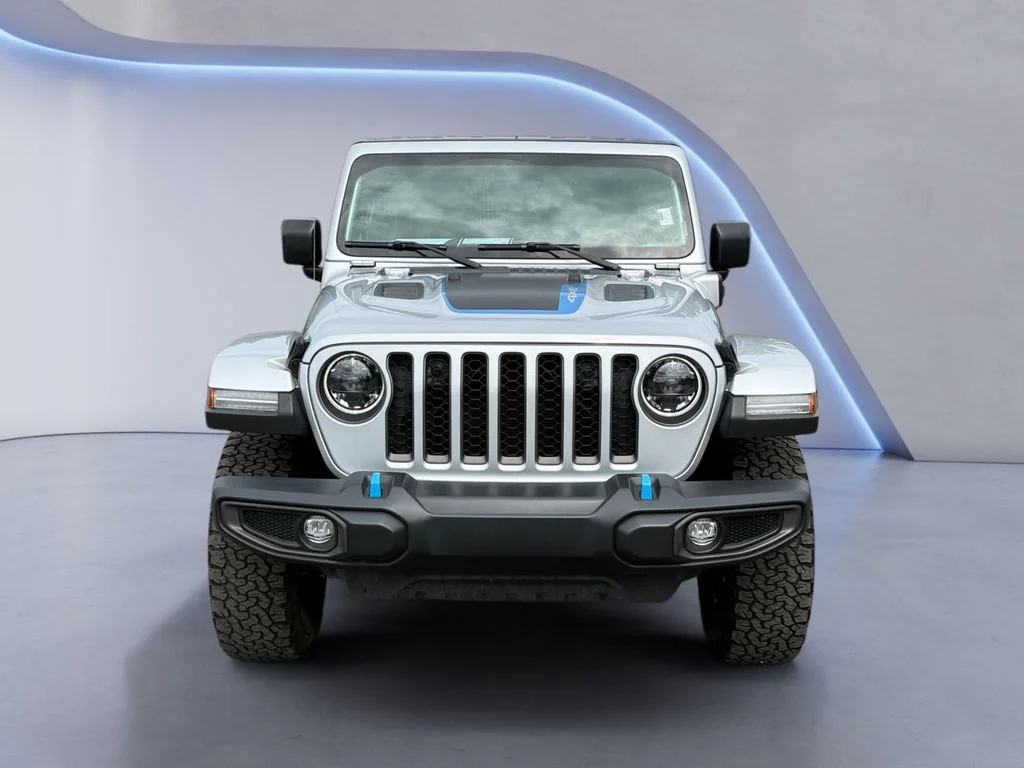 Used 2023 Silver Jeep Rubicon 4xe image 10