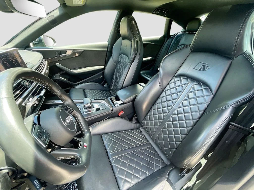 Used 2019 Black Audi Premium Plus image 19